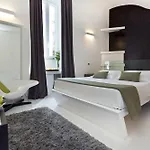 Navona 3* روما