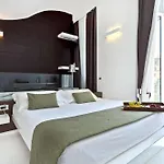 Navona 3*