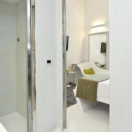 ゲストハウス Navona