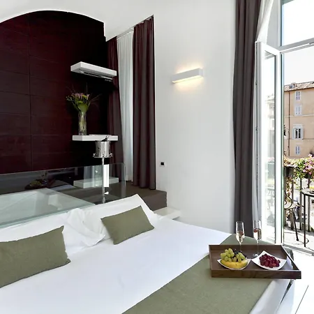 Navona ゲストハウス ローマ