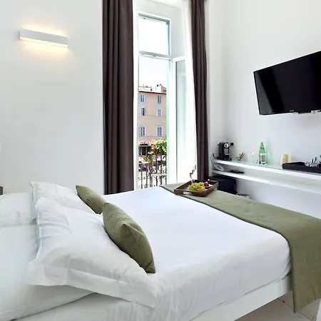 ゲストハウス Navona ローマ