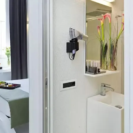 Affittacamere Navona 3*