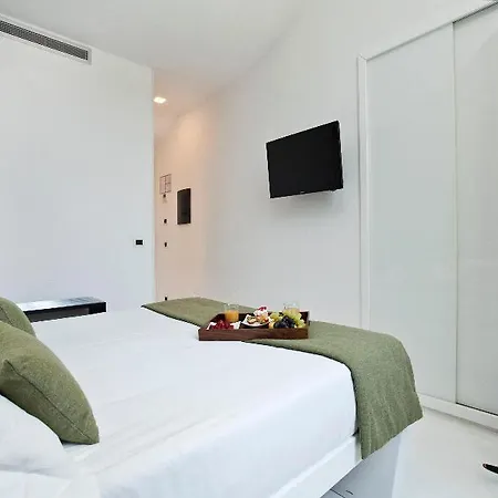 Navona 3* 로마