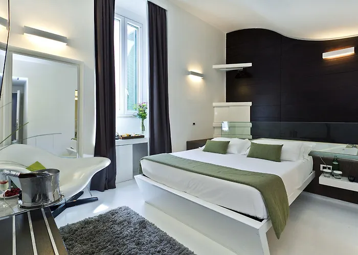 Navona 3*